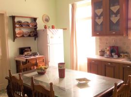 Hotel Photo: ROSABELLA HOME ( FILOTI VILLAGE )