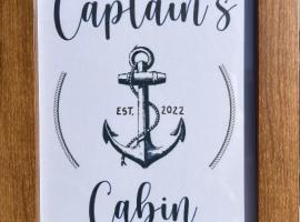 A picture of the hotel: Captain’s cabin