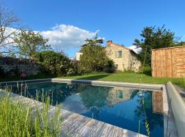 Hotel fotoğraf: Maison de rêve avec piscine au milieu des vignes
