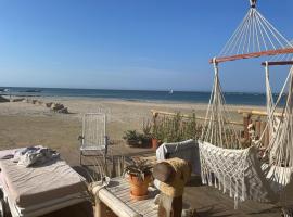 รูปภาพของโรงแรม: Casa Náutica Beach Guesthouse for Kiters & Surfers