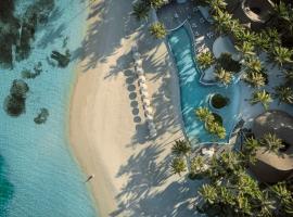 A picture of the hotel: COMO Maalifushi - Partner Travels FREE for 7 Nights or More