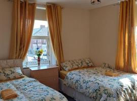 Hotel Foto: The Cosy 2 bedroom flat, sleeps 6