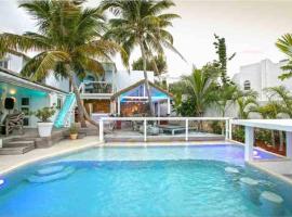 Luxury Villa in Lowlands, Sea View, Hotel in Lowlands