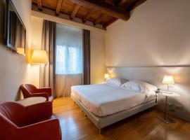 Hotel Annunziata, hotel in Ferrara