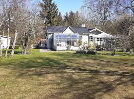 Hotel Photo: Holiday home Taastrup
