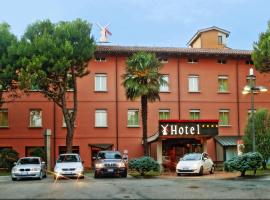 A picture of the hotel: Hotel Molino Rosso