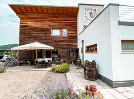 Hotel kuvat: AGRITURISMO DAL PEROTIN