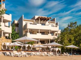 होटल की एक तस्वीर: Celeste Beach Residences Huatulco Curamoria Collection