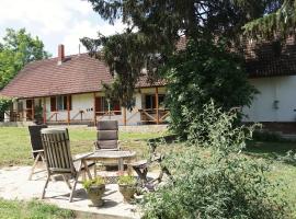 Holidays Hongarije, ξενοδοχείο σε Igal