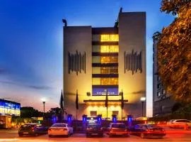 Golden Tulip New Delhi - Hari Nagar