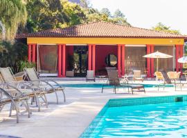 Bomtempo II Chales by Castelo Itaipava, hotel en Itaipava