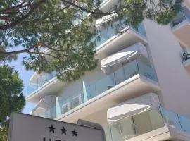Hotel President