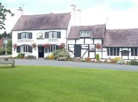 The Green Dragon Inn, hotel in Redditch