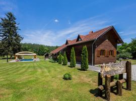 Fotos de Hotel: Lovely Home In Cacinci With House A Panoramic View