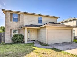 호텔 사진: Spacious and Sunny Austin Home about 12 Mi to Dtwn!