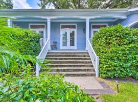 Hotel Photo: Adorable New Orleans Home about 6 Mi to Uptown!