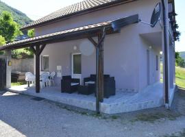 Kuca za odmor Dragina, ξενοδοχείο σε Perucac