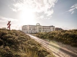 Strandhotel Kurhaus Juist，位于于斯德的酒店