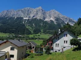 Hotelfotos: Ferienwohnung Berg(Aus)zeit Ennstal