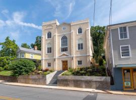 Hotel fotoğraf: The Sanctuary:Downtown Staunton