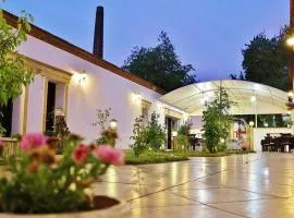 Bacahan Hotel