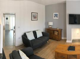 酒店照片: CAERNARFON Quality Townhouse