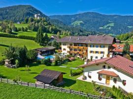 A picture of the hotel: Hotel Martinerhof