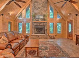 Hotel Photo: Country Cabin with Wraparound Deck and Views!