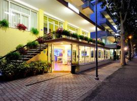 Hotel Samoa, hotel en Rímini