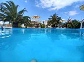 A picture of the hotel: PALMAR CLUB - Villa ZENOBIA