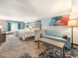Costa Azul Suites Virginia Beach by Red Collection, отель в Вирджиния-Бич