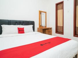 Hotel fotografie: RedDoorz Syariah At Sulfat Malang