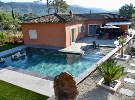 Photo de l’hôtel: Villa moderne avec piscine à Peymeinade