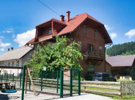 होटल की एक तस्वीर: Apartma Vila Kočna