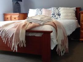 Tukawyl Retreat Landsborough, hotel in Landsborough