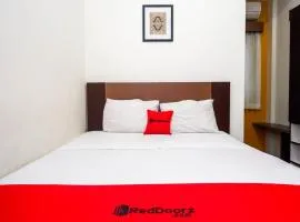 RedDoorz Syariah At Namira Hotel