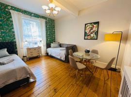 מלון צילום: Old Town Centre Apartment 5 mins to Edinburgh Castle