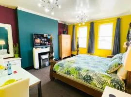 PHOENIX Apartments