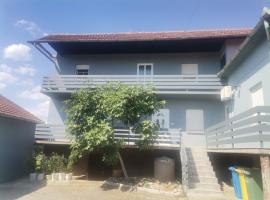 A picture of the hotel: Apartman ŠIPA