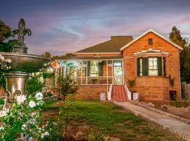 Ravenscliff Self Catering, hotel en Oudtshoorn