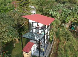 Cristal House Glamping at Villa Migelita Ecolodge, ξενοδοχείο στην Palmira