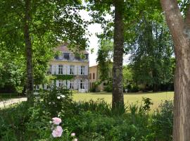 Hotel Photo: Château St Justin