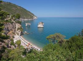 AH Premium Baia dei Faraglioni, hotel v destinaci Mattinata