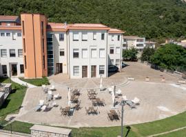 Hotel dei Tacchi, hotel em Osini