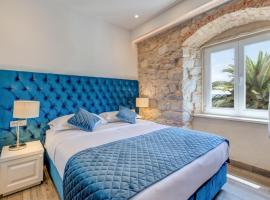 Gambaran Hotel: Palms Promenade Luxury Rooms