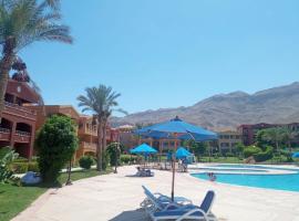 شاليه فاخر بالبانوراما بورتوسخنه للعائلات فقط porto sokhna chalets, hotell sihtkohas Ain Sokhna