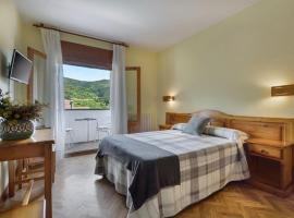 Hotel Lo Foraton, hotel en Hecho