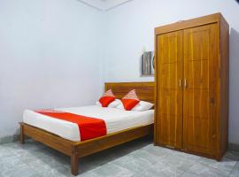 Hotel fotoğraf: OYO 91456 Anggrek Homes Makassar