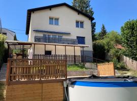 Hotel Foto: Apartment in Mauerbach near Vienna with Swimming Pool