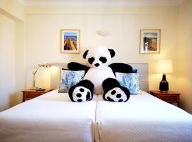 Blue Bamboo Hotel - Duna Parque Group, hotell sihtkohas Vila Nova de Milfontes